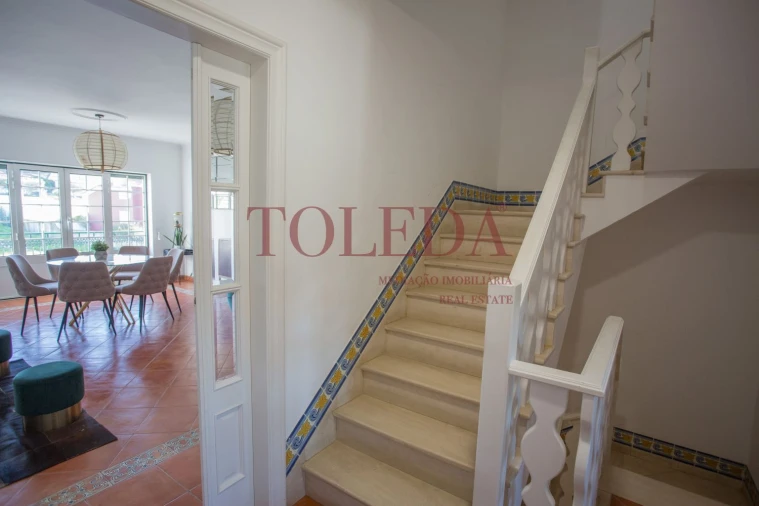 Moradia T5 para Venda em Azambuja Foto 26