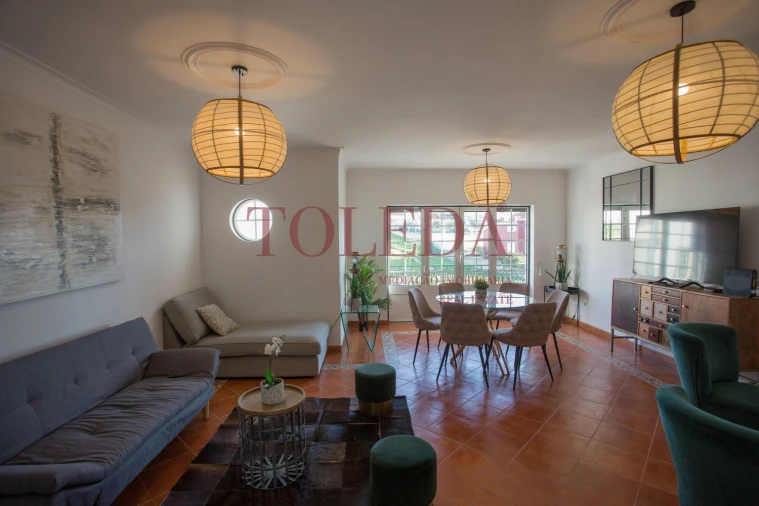 Moradia T5 para Venda em Azambuja