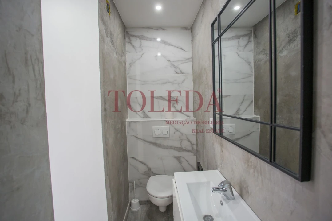 Moradia T5 para Venda em Azambuja Foto 25