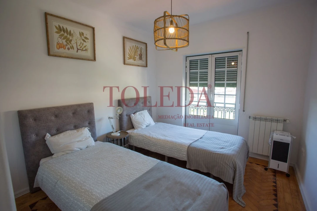 Moradia T5 para Venda em Azambuja Foto 45