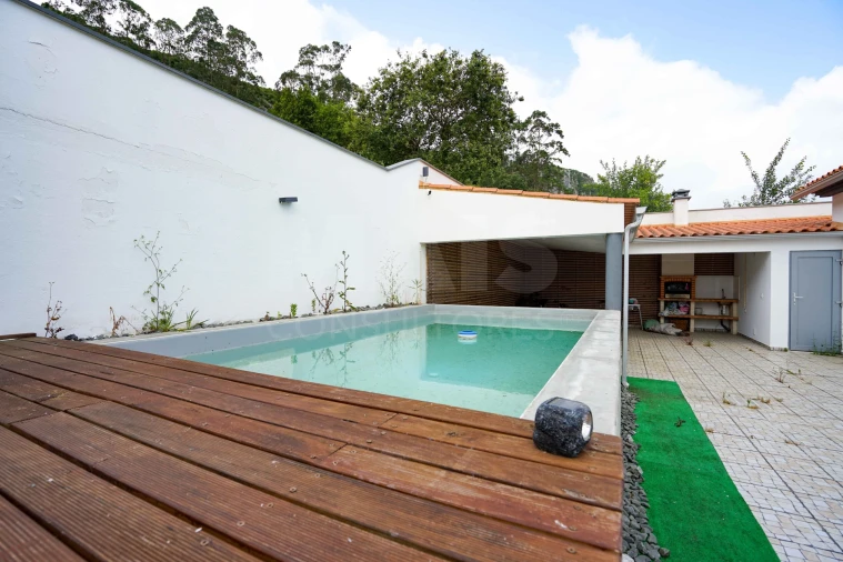 Moradia T3 para Venda em Alvados e Alcaria Foto 7