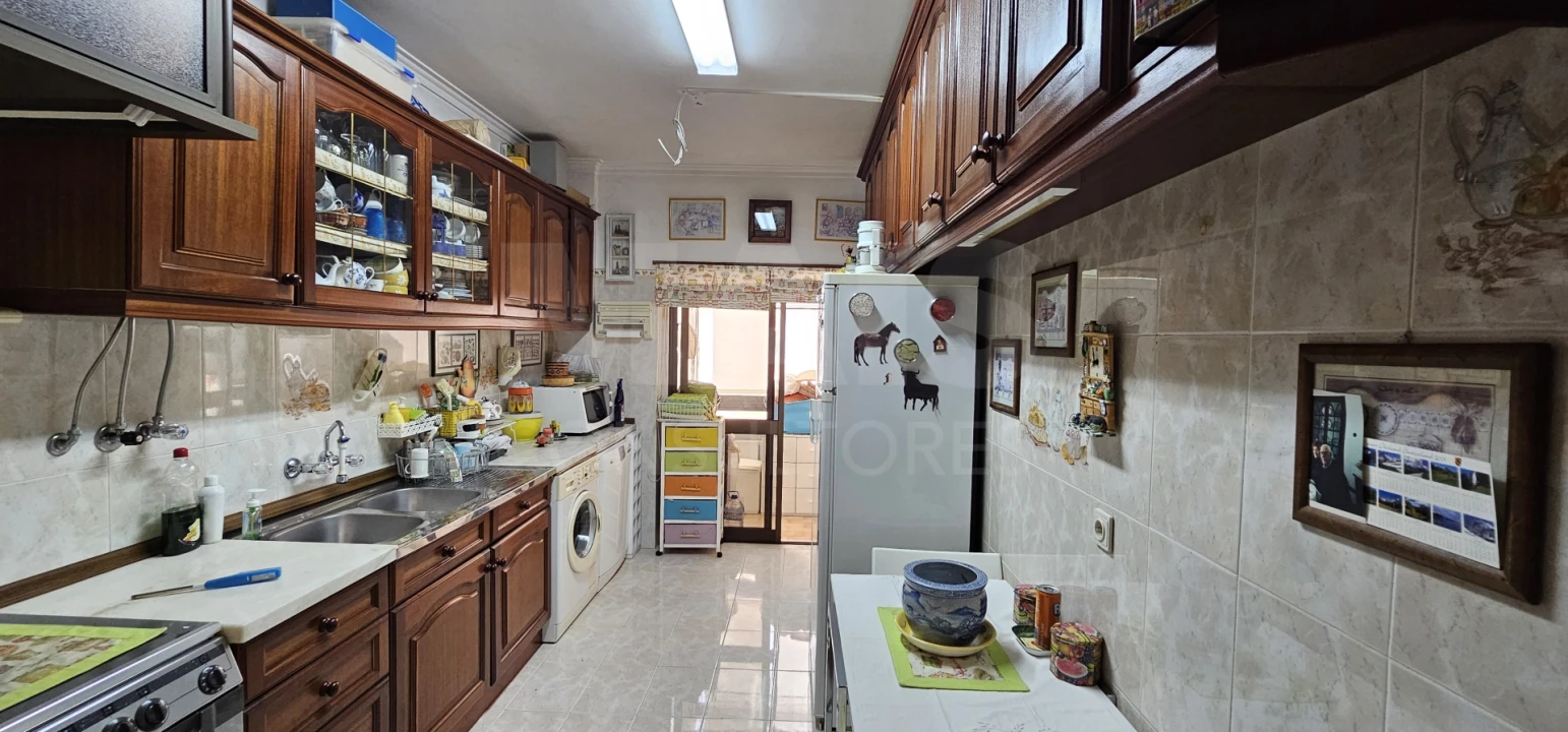 Apartamento T1 para Venda em Massamá e Monte Abraão Foto 10