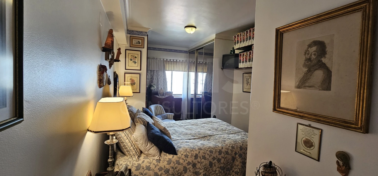 Apartamento T1 para Venda em Massamá e Monte Abraão Foto 8