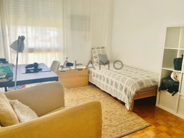 Moradia T7 para Venda em Loule (São Clemente)