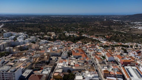 Moradia T7 para Venda em Loule (São Clemente)
