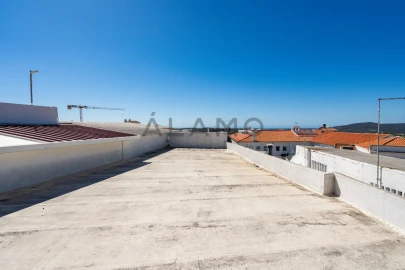 Moradia T7 para Venda em Loule (São Clemente)