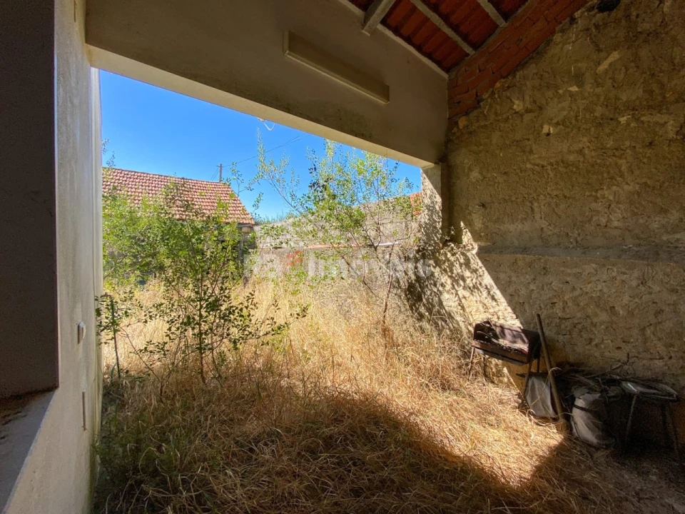 Moradia T2 para Venda em Brogueira, Parceiros de Igreja e Alcorochel Foto 14