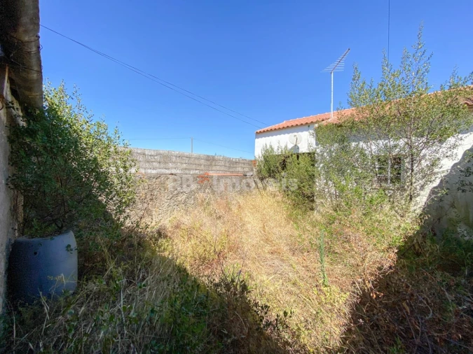 Moradia T2 para Venda em Brogueira, Parceiros de Igreja e Alcorochel Foto 12