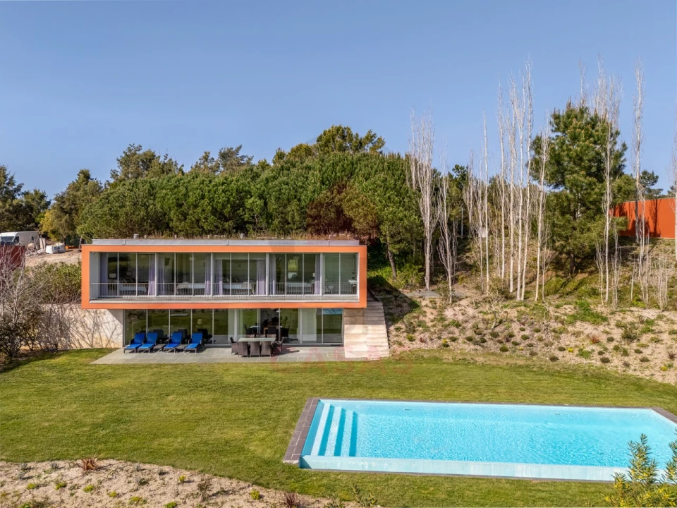 Moradia T4 para Venda em Vau Foto 4