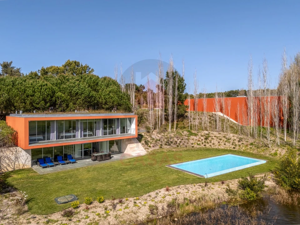 Moradia T4 para Venda em Vau Foto 3