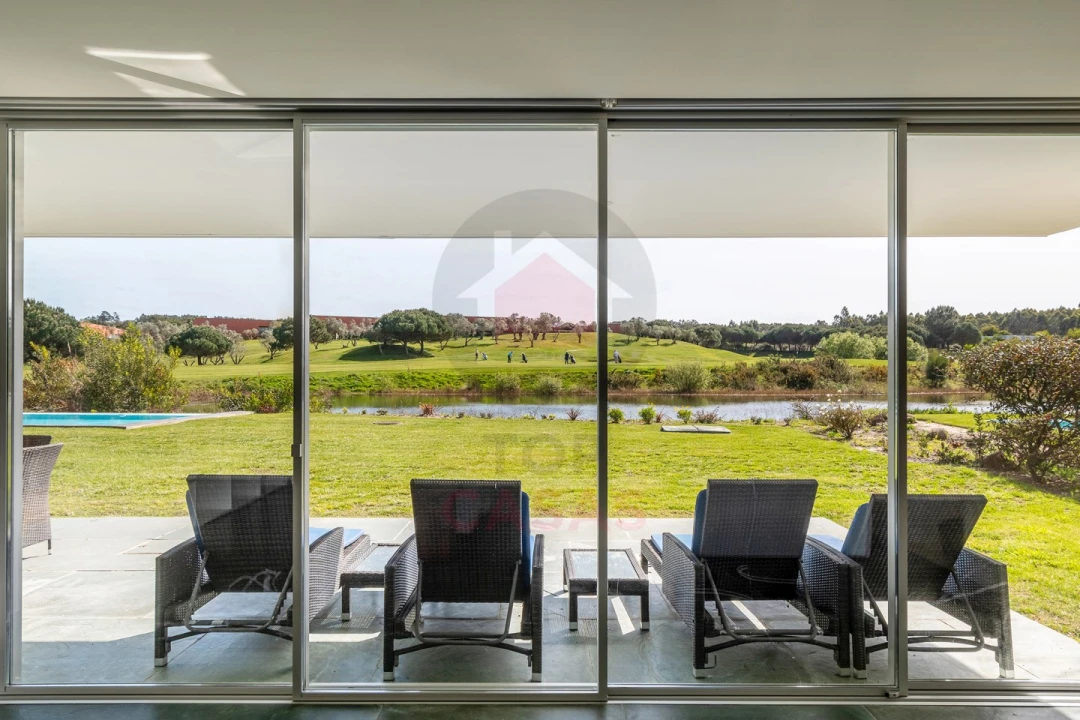 Moradia T4 para Venda em Vau Foto 12