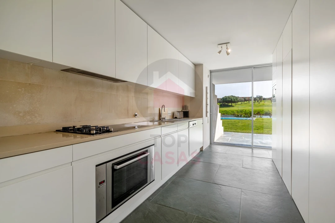 Moradia T4 para Venda em Vau Foto 15