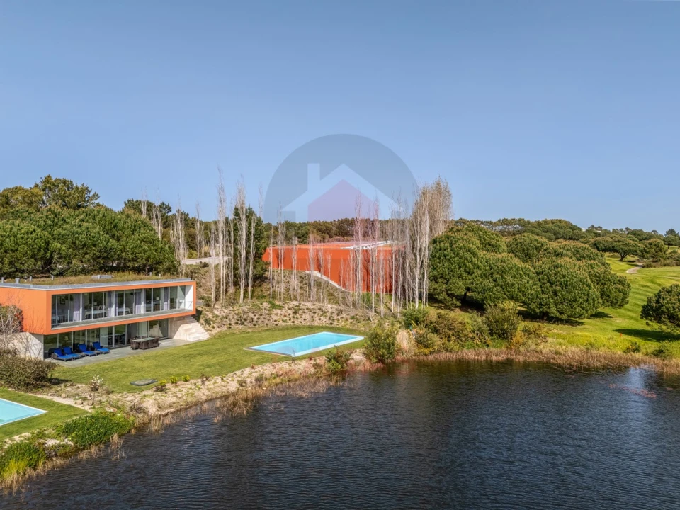 Moradia T4 para Venda em Vau Foto 1