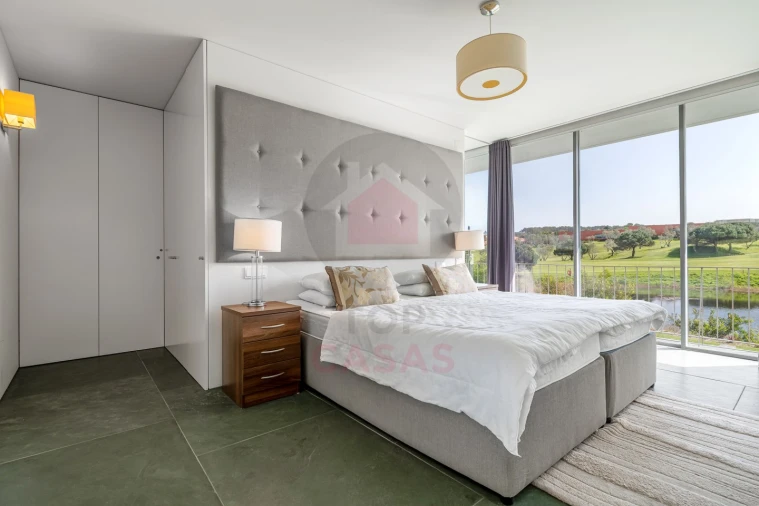 Moradia T4 para Venda em Vau Foto 20