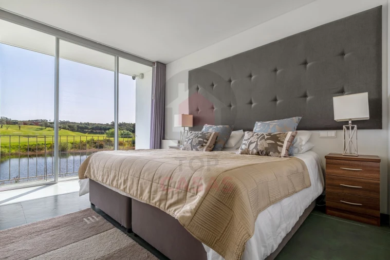 Moradia T4 para Venda em Vau Foto 29