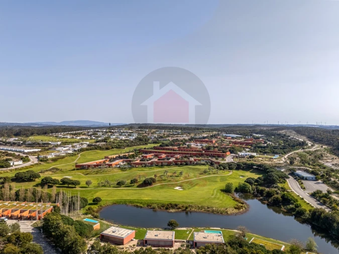 Moradia T4 para Venda em Vau Foto 38