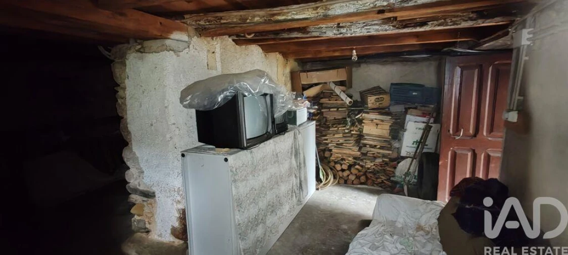 Moradia T2 para Venda em Gois Foto 27