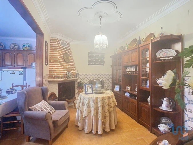 Moradia T3 para Venda em Nossa Senhora da Conceição e São Bartolomeu Foto 3