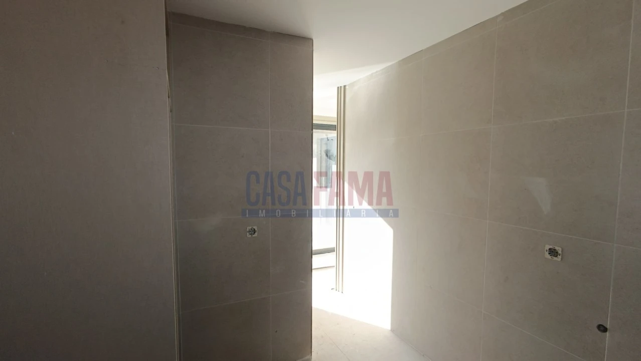 Moradia T3 para Venda em Soutelo Foto 9