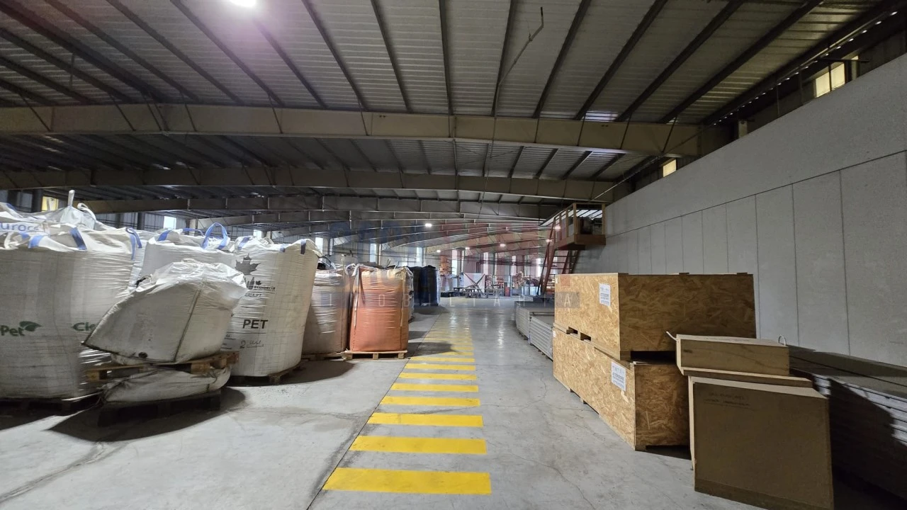 Armazém para Venda em Arnoso (Santa Maria e Santa Eulália) e Sezures Foto 14