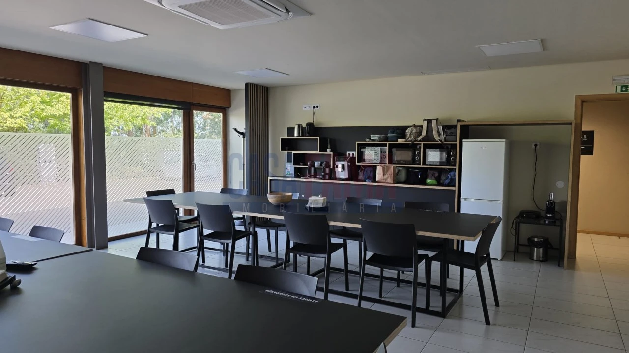 Armazém para Venda em Arnoso (Santa Maria e Santa Eulália) e Sezures Foto 23