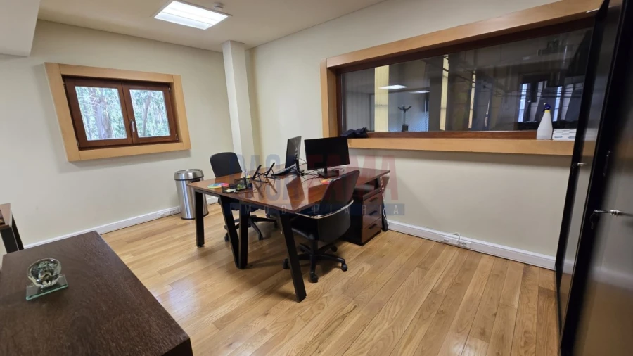 Armazém para Venda em Arnoso (Santa Maria e Santa Eulália) e Sezures Foto 3