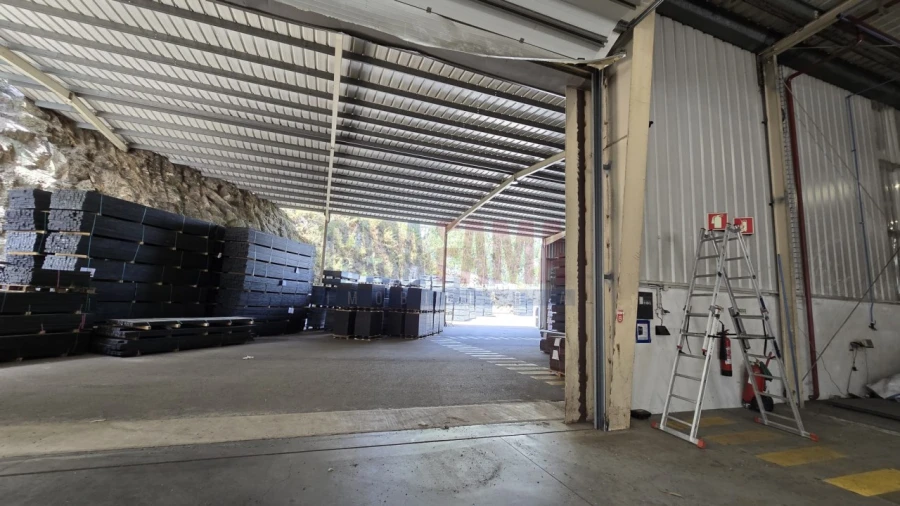 Armazém para Venda em Arnoso (Santa Maria e Santa Eulália) e Sezures Foto 7