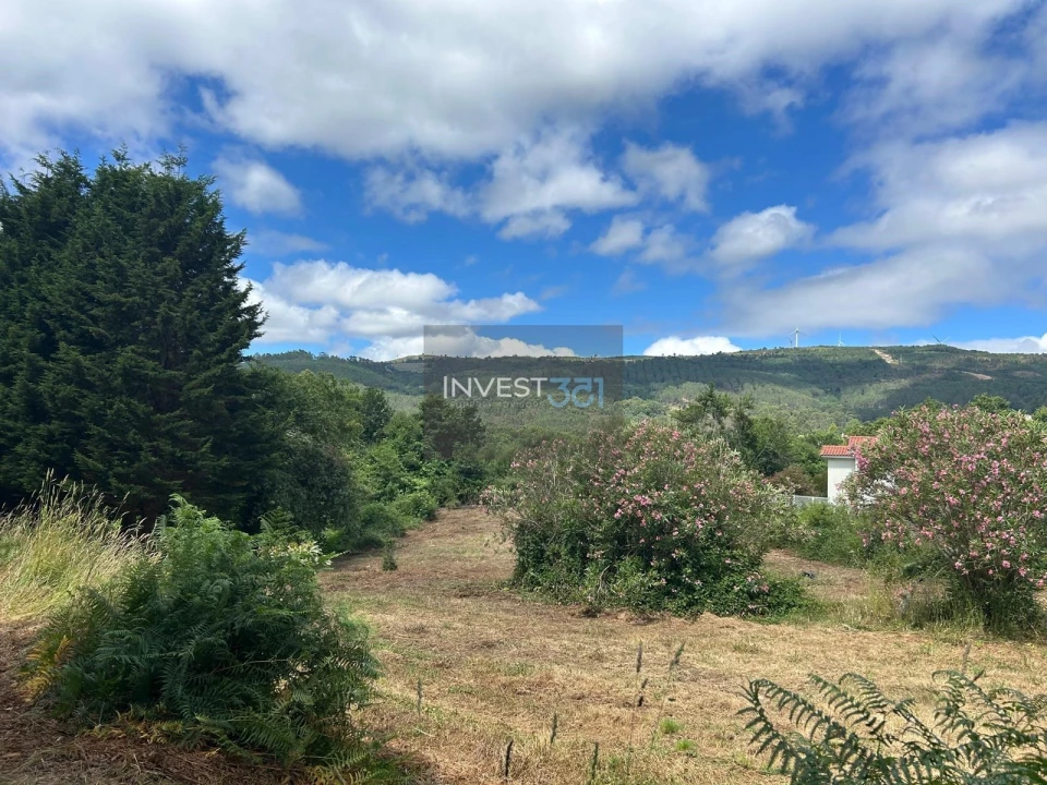 Terreno para Venda em Candemil e Gondar Foto 1