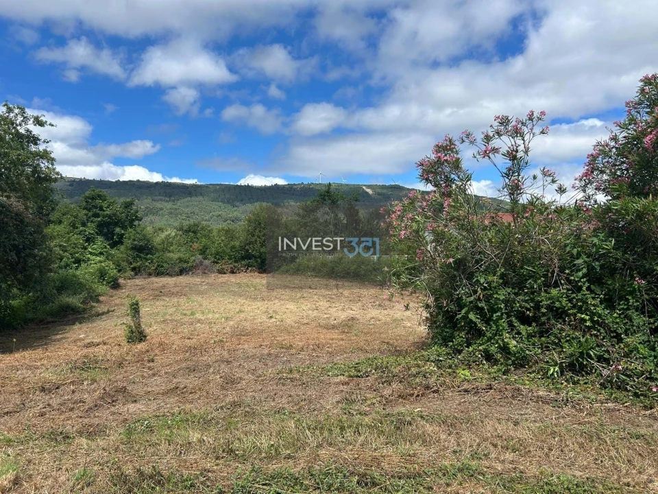 Terreno para Venda em Candemil e Gondar Foto 2