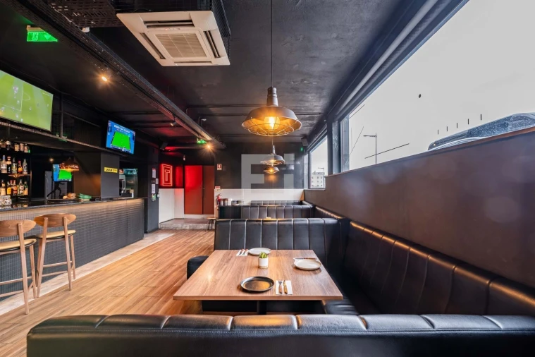 Negócio para Venda em Santa Marinha e São Pedro da Afurada Foto 9