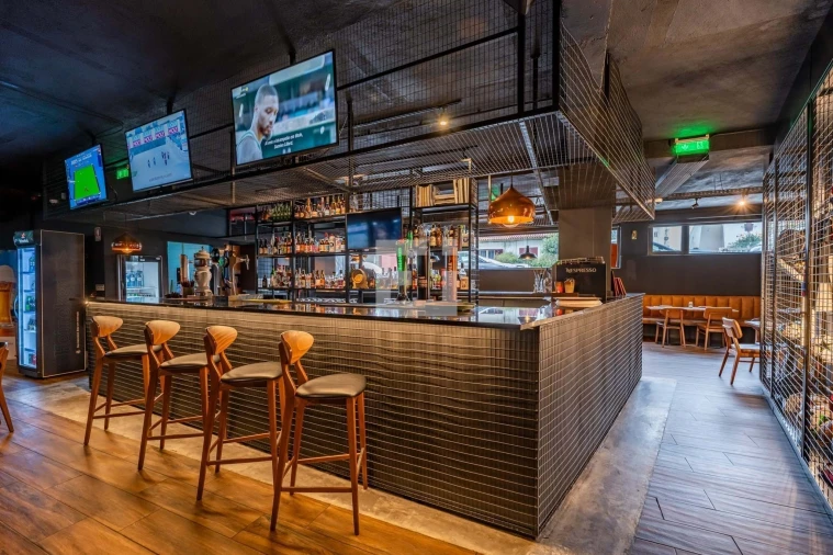 Negócio para Venda em Santa Marinha e São Pedro da Afurada Foto 12