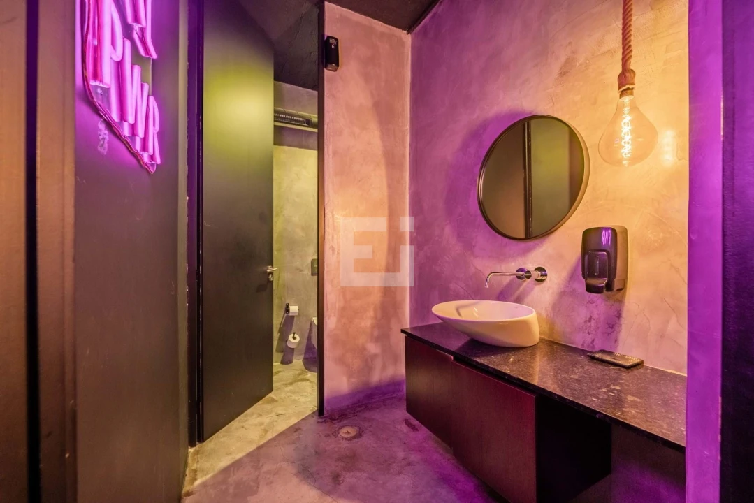 Negócio para Venda em Santa Marinha e São Pedro da Afurada Foto 19