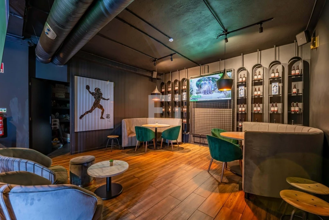 Negócio para Venda em Santa Marinha e São Pedro da Afurada Foto 5