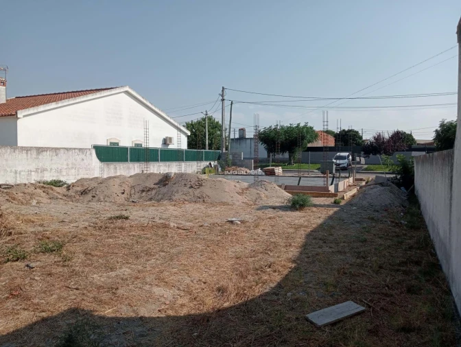 Moradia T3 para Venda em Muge Foto 15