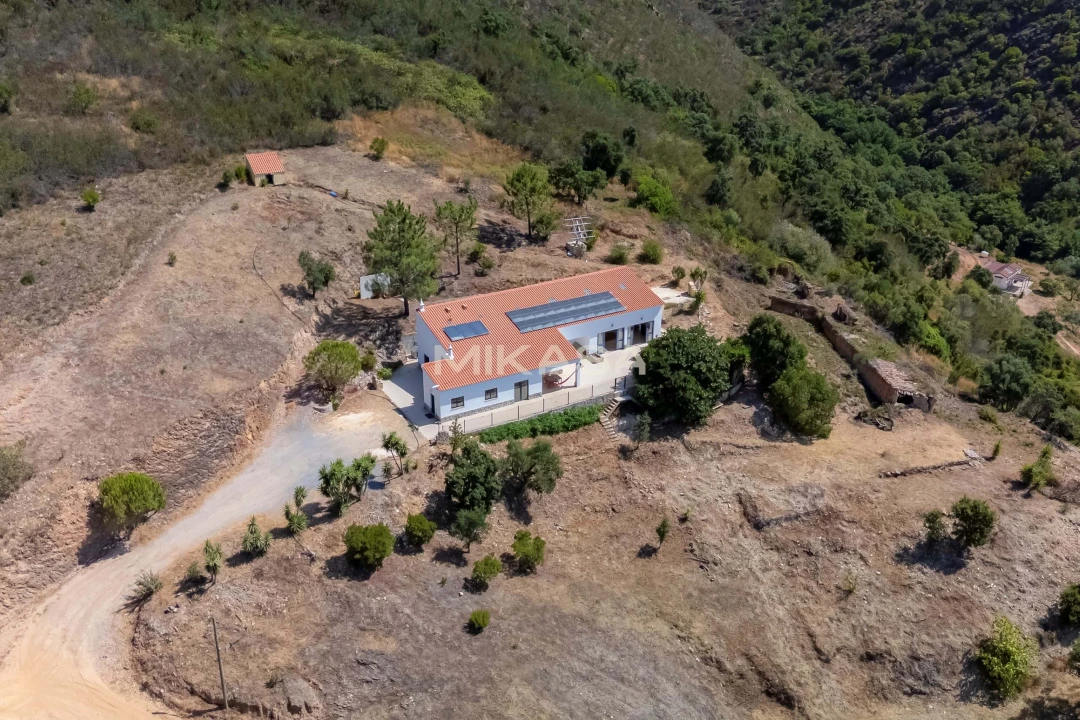 Moradia T2 para Venda em Marmelete Foto 33