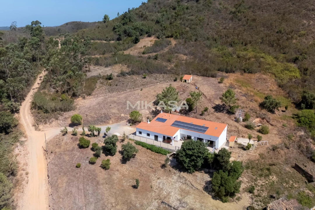 Moradia T2 para Venda em Marmelete Foto 34