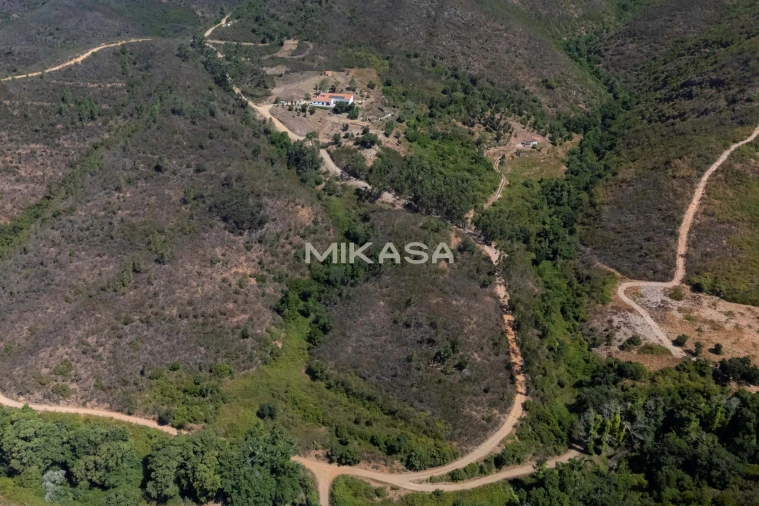 Moradia T2 para Venda em Marmelete Foto 37