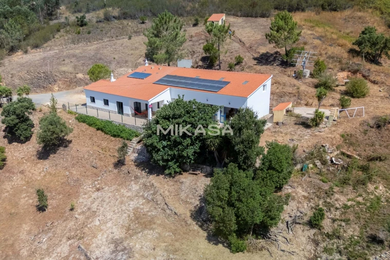 Moradia T2 para Venda em Marmelete Foto 40