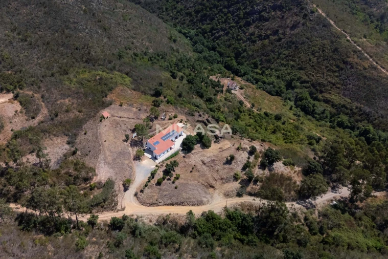 Moradia T2 para Venda em Marmelete Foto 45