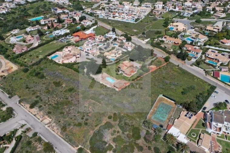 Terreno para Venda em Lagos (São Sebastião e Santa Maria) Foto 3