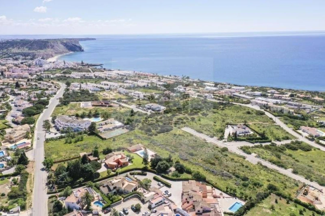 Terreno para Venda em Lagos (São Sebastião e Santa Maria) Foto 6