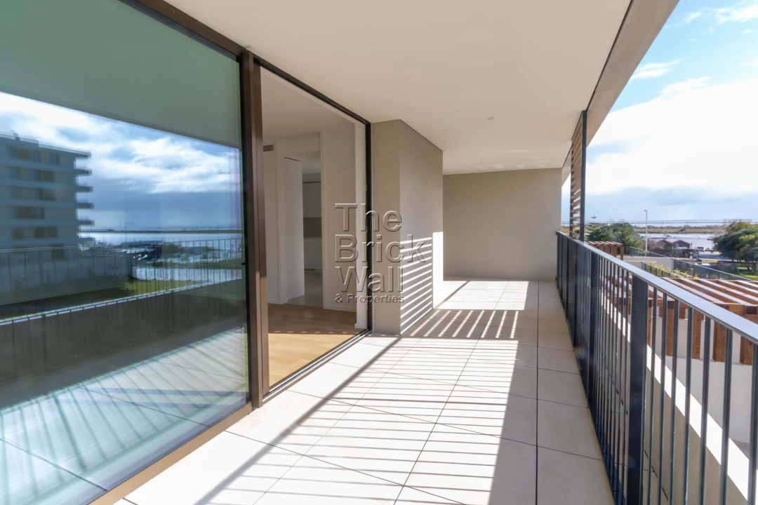 Apartamento T2 para Venda em Póvoa de Santa Iria e Forte da Casa Foto 34