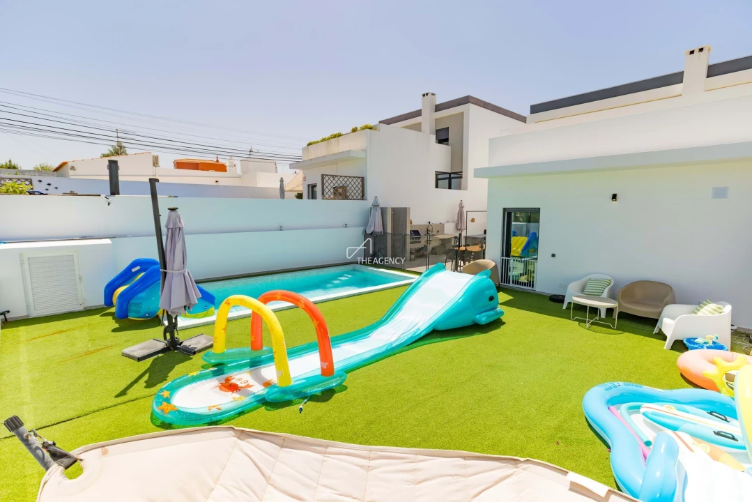 Moradia T3 para Venda em Pechão Foto 28