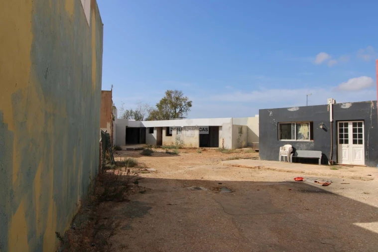 Terreno para Venda em Odiaxere Foto 1