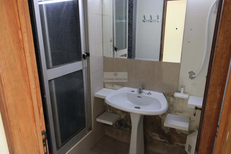 Terreno para Venda em Odiaxere Foto 17