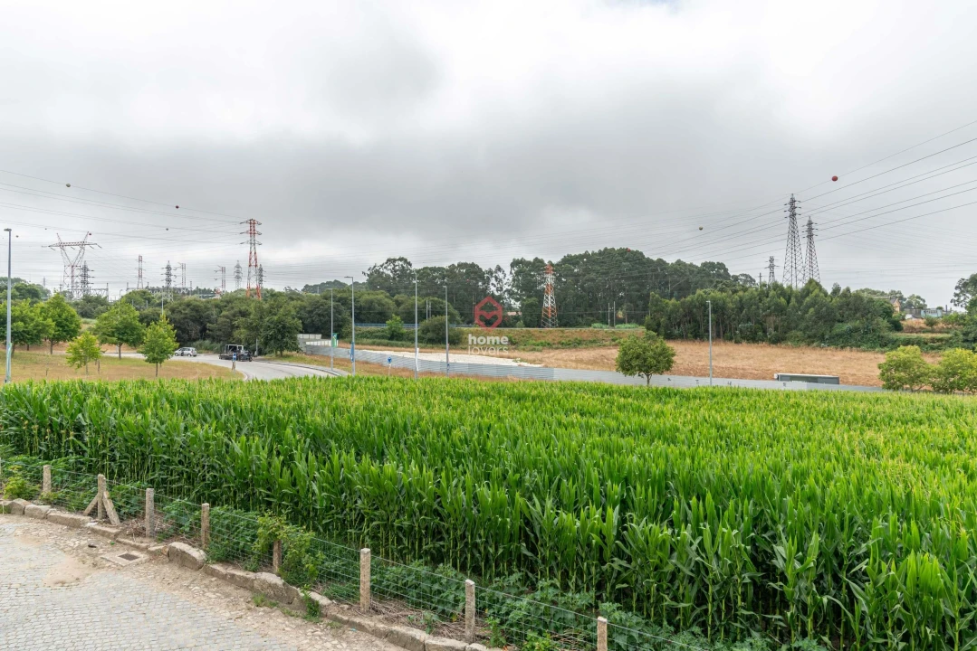 Terreno para Venda em Custoias Foto 1