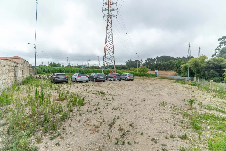 Terreno para Venda em Custoias Foto 8