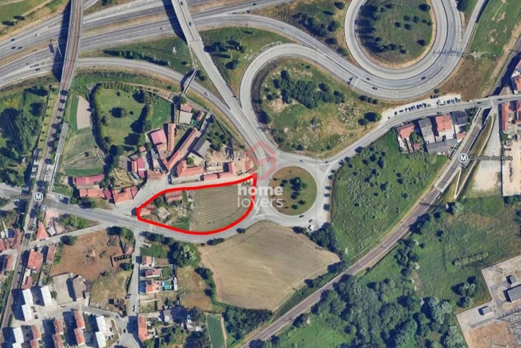 Terreno para Venda em Custoias Foto 9