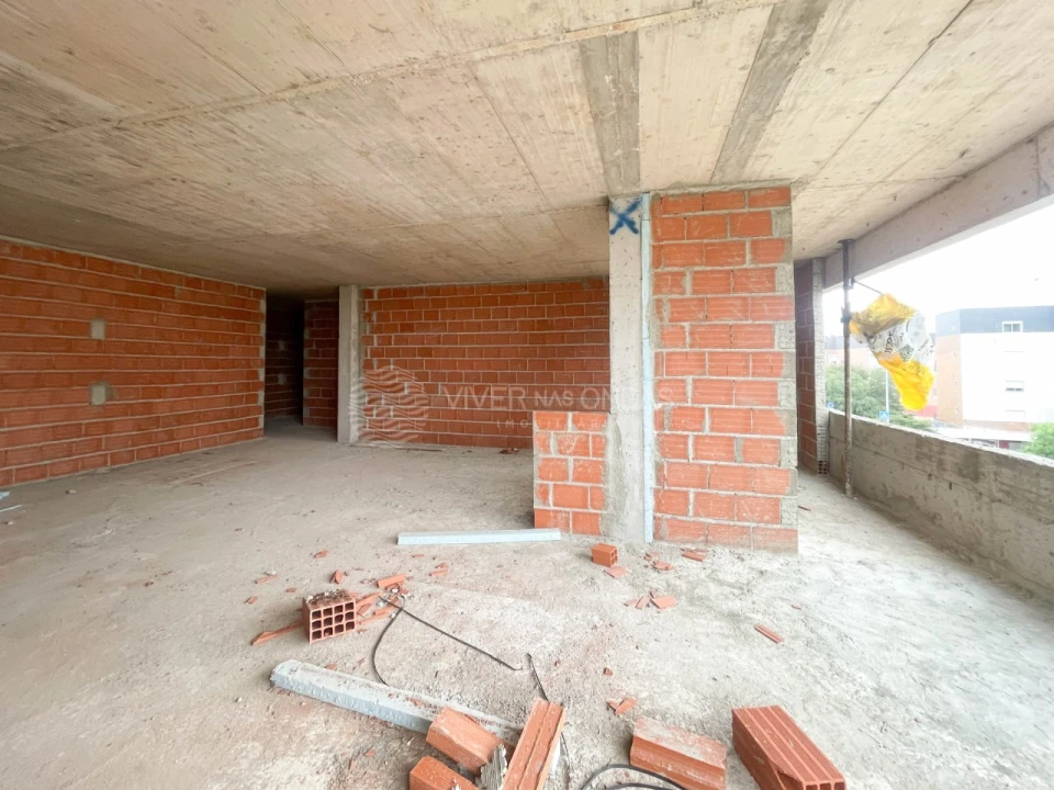 Apartamento T2 para Venda em Sesimbra (Castelo) Foto 33