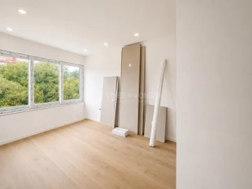 Apartamento T2 para Venda em Sesimbra (Castelo)